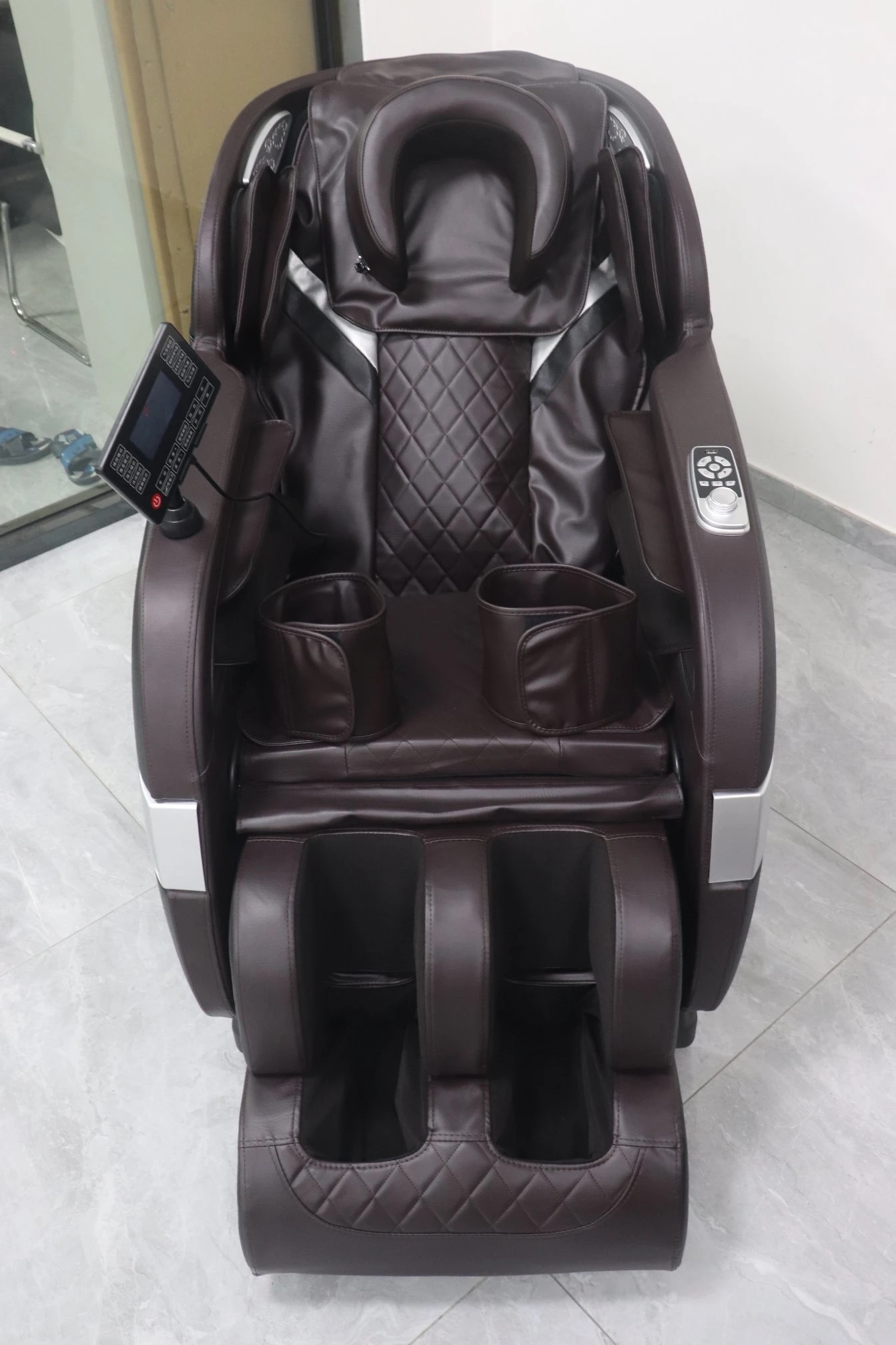 Full Body Royal Luxury Massage chair with LCD Control panel